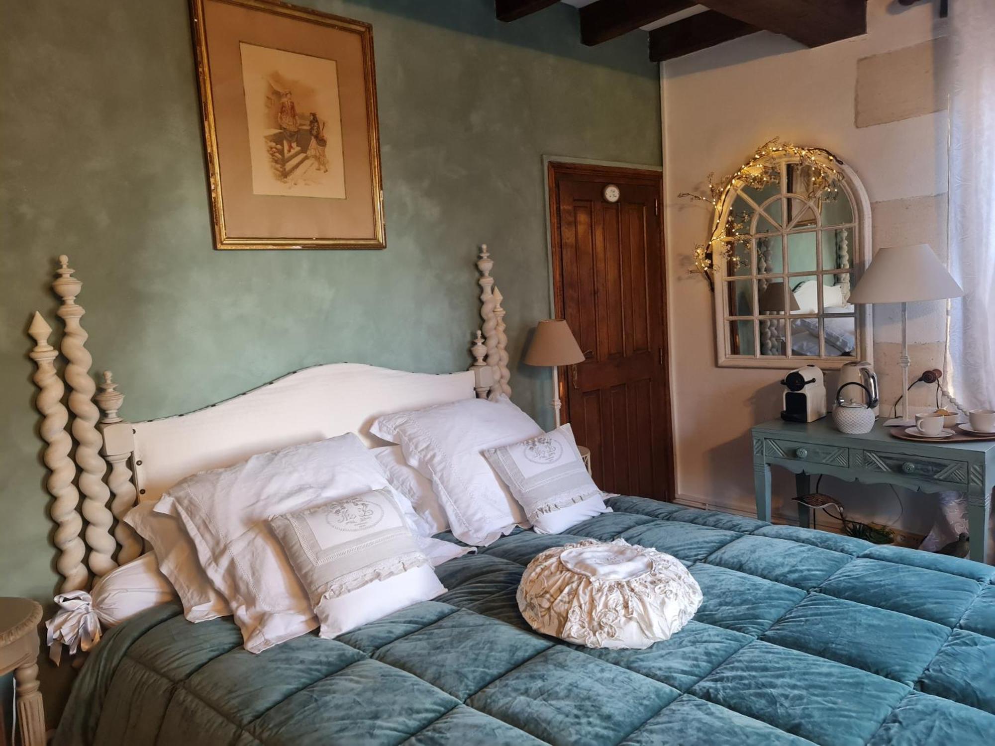Hotel Moulin Rouhaud Montboyer Camera foto
