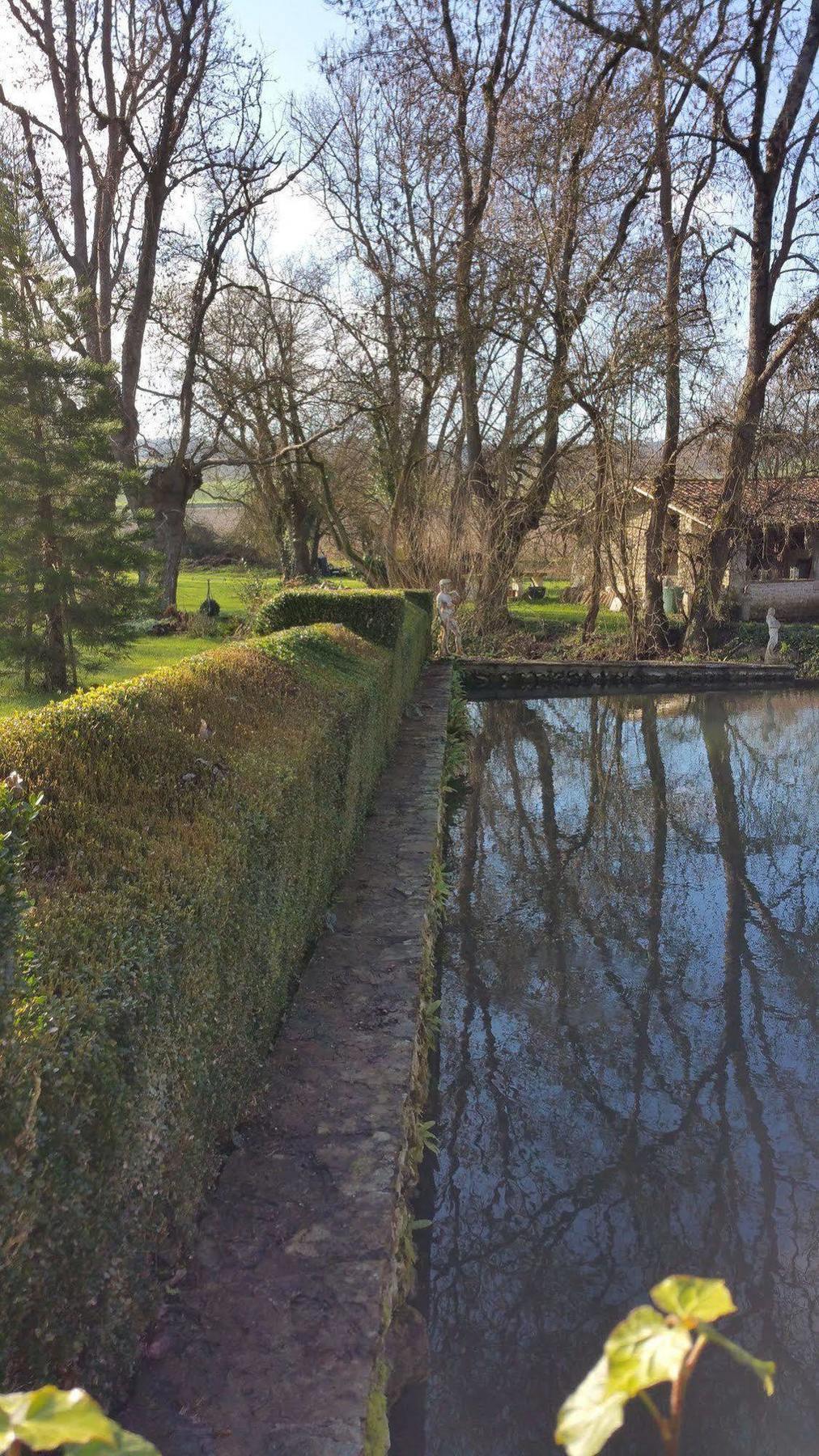 Hotel Moulin Rouhaud Montboyer Esterno foto