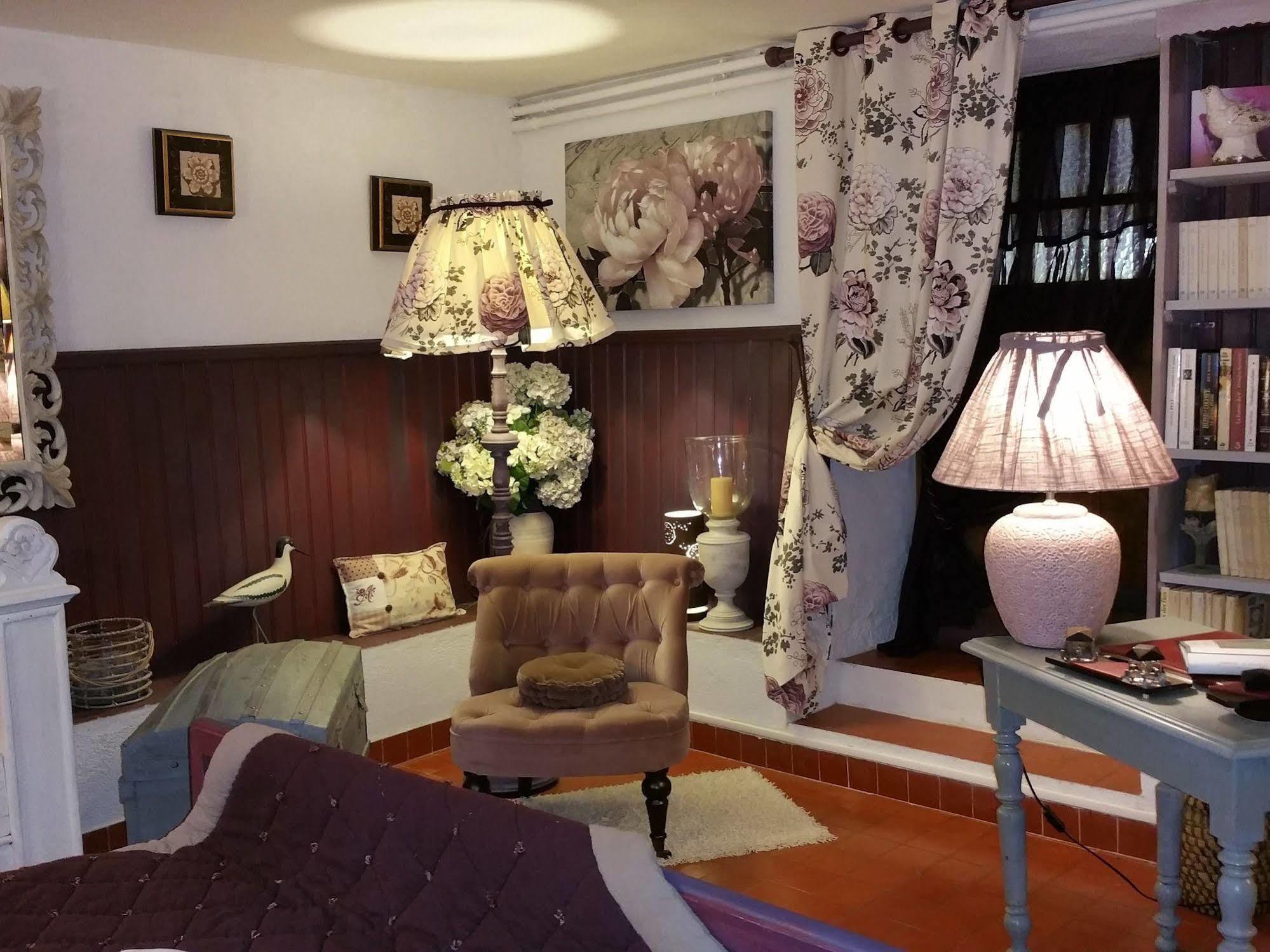 Hotel Moulin Rouhaud Montboyer Esterno foto